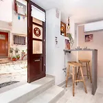 Sy\'S Studios